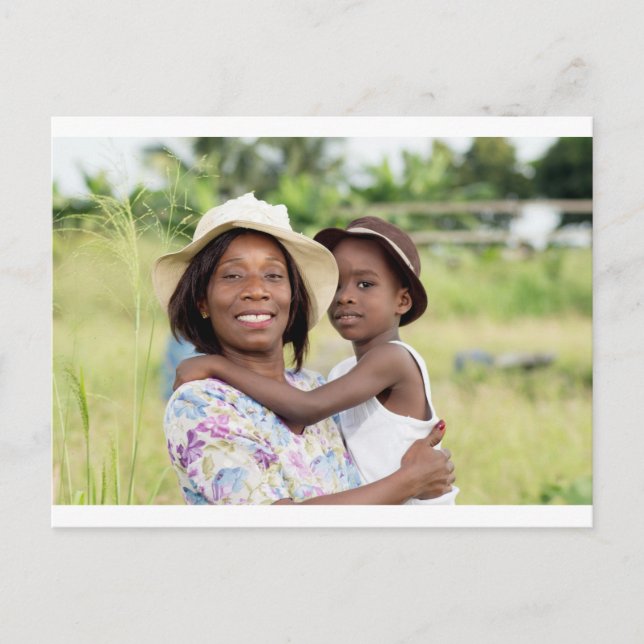 Woman and child in the Bush. Postkarte (Vorderseite)