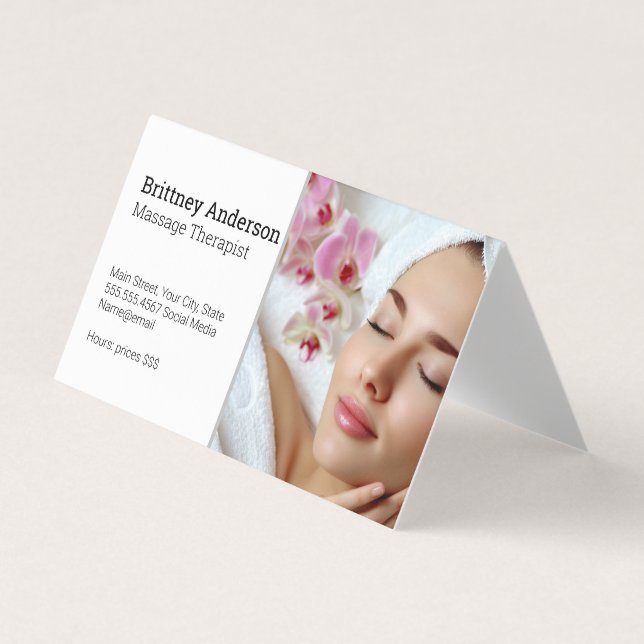 Woman Enjoying Spa | Flower Petals Visitenkarten (Vorderseite)