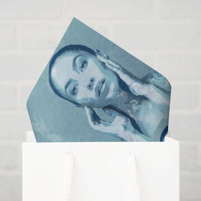 "Woman in Blue" Seidenpapier (Geschenktüte)