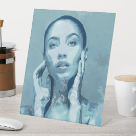 "Woman in Blue" Sockelschild