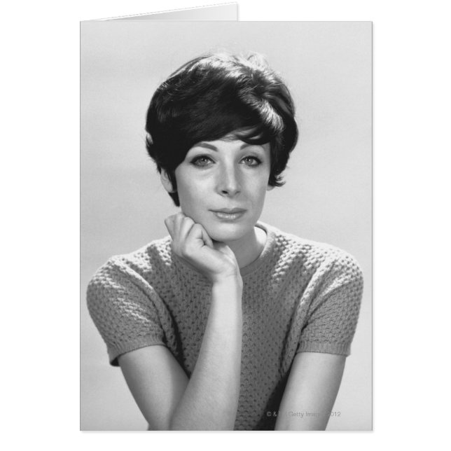 Woman posing (Devant)