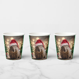 "Wombat Wonderland: Ein gemütlicher Weihnachtsaben Pappbecher