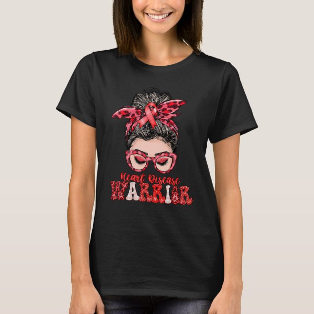 Women Messy Bun Heart Disease Warrior T-Shirt (Vorderseite)