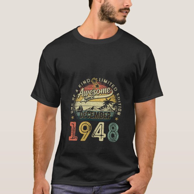 Womens Awesome Since December 1948 77 Years Old 77 T-Shirt (Vorderseite)