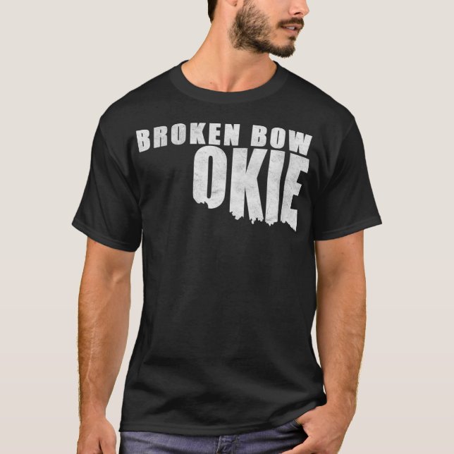 Womens Broken Bow Okie Oklahoma Shaped Distressed  T-Shirt (Vorderseite)