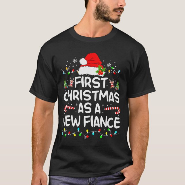 Womens First Christmas With My Hot New Fiance Enga T-Shirt (Vorderseite)