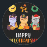 Womens Kitten Cat Halloween Weihnachtskatzen Happy Runder Aufkleber<br><div class="desc">Weihnachtskatzen Weihnachtskatzchen Frohe Hallothanksmas Katze V-Nacken</div>