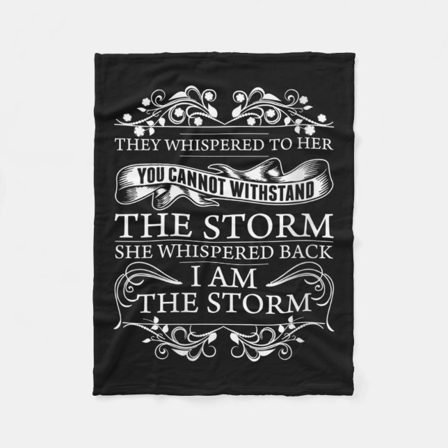 Womens She Whispered Back I Am The Womens Motivati Fleecedecke (Vorderseite)