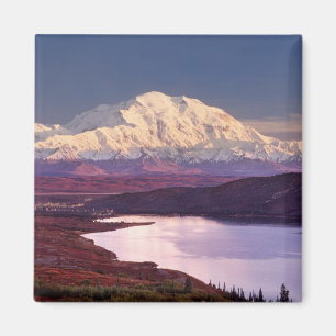 Wonder Lake und Mt. Denali bei Sonnenaufgang in de Magnet