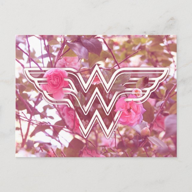 Wonder Woman Pink Camellia Flowers Logo Postkarte (Vorderseite)