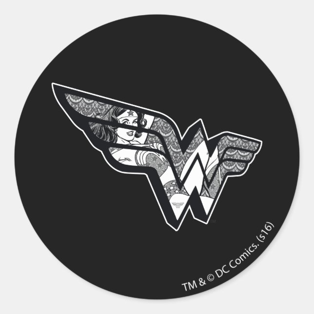 Wonder Woman sitzt im Logokombinat Runder Aufkleber (Vorderseite)