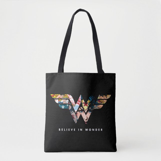 Wonder Woman "Think in Wonder" Collage Logo Tasche (Vorderseite)
