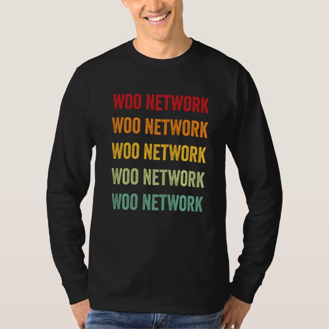 Woo Network Crypto Rainbow Text T-Shirt (Vorderseite)