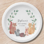 Woodland Animals Babydusche Pappteller<br><div class="desc">Diese Teller mit Babydusche aus Holz sind mit niedlichen Aquarellwäldern und Grünpflanzen dekoriert. Fuchs,  Raccoon,  Igel,  Hase und Eichhörnchen sind von einer rustikalen Vegetation umgeben. Einfach anpassbar. Original Wasserfarbe © Michele Davies.</div>