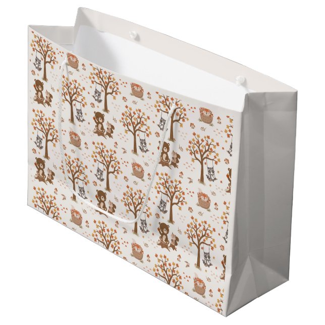 Woodland Baby Bears Squirrels Raccoon Baby Shower Große Geschenktüte (Vorderseite Schrägansicht)