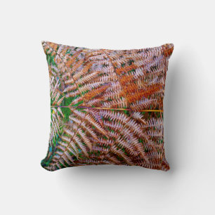 Woodland FernsThrow Cushion Kissen