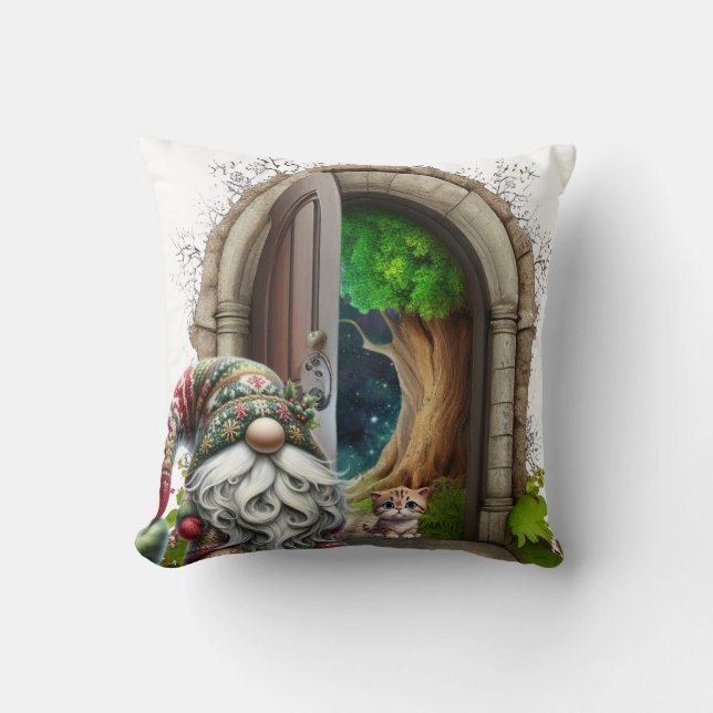 Woodland Gnome and Woodland Letter A Kissen (Vorderseite)