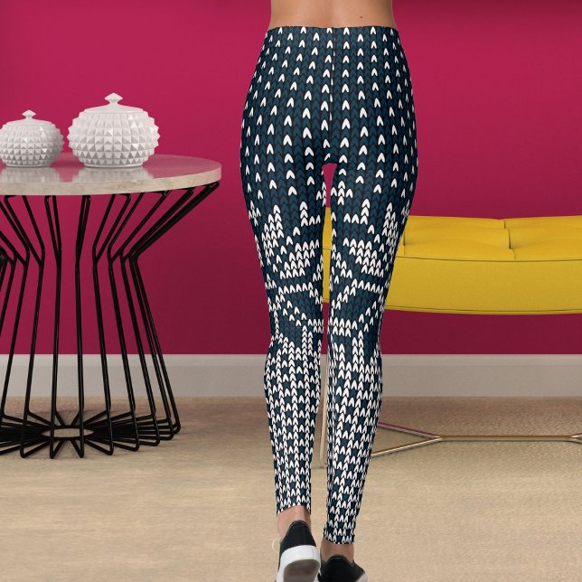 Wool Knitted Christmas And New Year Flower Pattern Leggings (Von Creator hochgeladen)