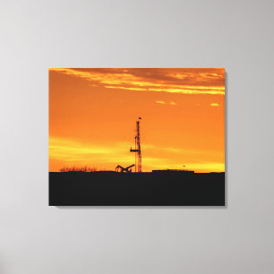 Workover-Anlage-Silhouette am Sonnenuntergang Leinwanddruck