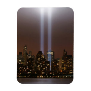 World Trade Centertribut im Licht in New York. Magnet