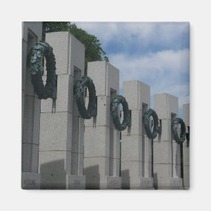 World War II Ehrenmal Kränze I Magnet