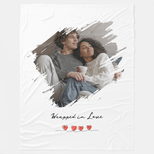 Wrapped in Love Valentine's Day Photo Personalized Fleecedecke (Vorderseite)