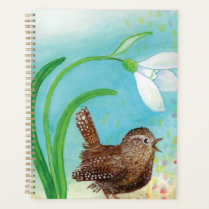 Wren Bird chante à l'aube Au printemps