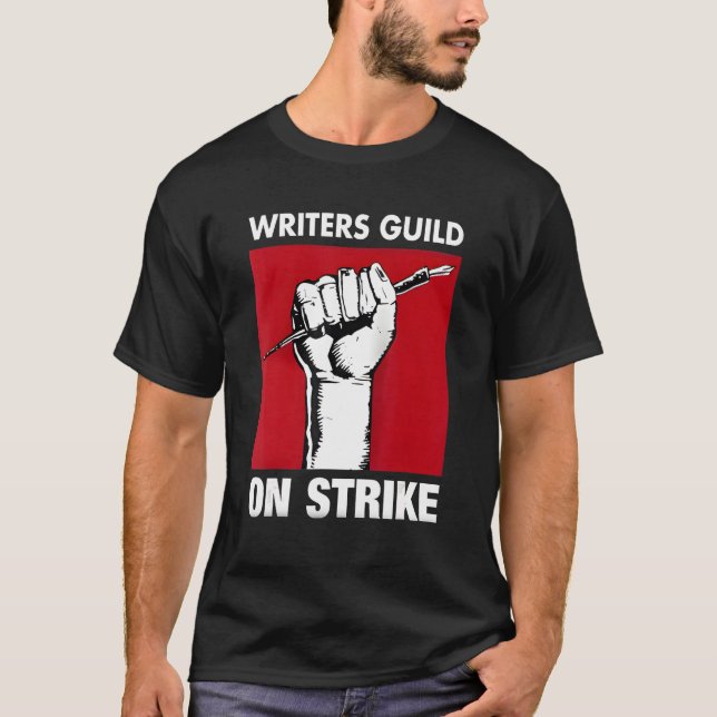 Writers Guild Of America On Strike Anti AI Chatbot T-Shirt (Vorderseite)