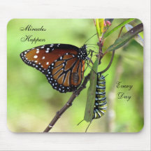 Wunder passieren jeden Tag - Butterfly Mouse Pad