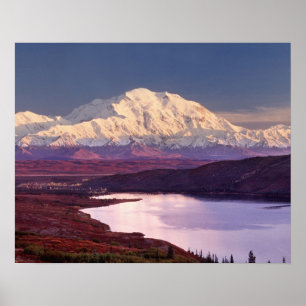 Wunder See und Berg Denali bei Sonnenaufgang Poster