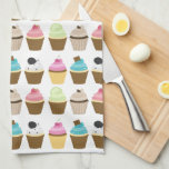 Wunderliches Kuchen-Muster Geschirrtuch<br><div class="desc">Süßes und wunderliches Muster kennzeichnet sechs verschiedene kleine Kuchen im Spaß und in den vibrierenden Farben</div>