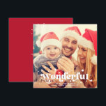 wunderschön | Modernes Boho Retro Text Family Foto Feiertagskarte<br><div class="desc">Magische Familienurlaub-Karte mit Ihrem Lieblings-Foto als Funktion mit einem fröhlichen lustigen boho Stil Text lesen "wunderbar" über Ihrem eigenen Familiennamen. Whimsical funkelnd Weihnachtsbaum Design über Ihre persönliche,  individuelle Botschaft auf der Rückseite.</div>