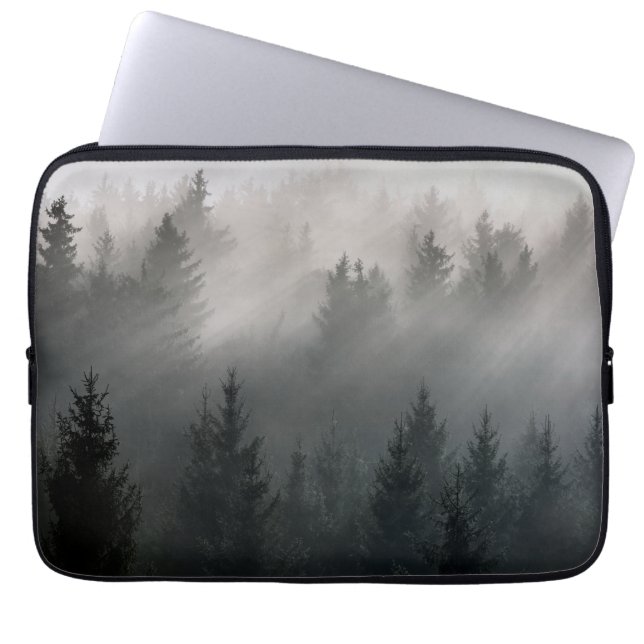 Wunderschöne schwarz-weiße Morgenberge Laptopschutzhülle (Vorderseite)
