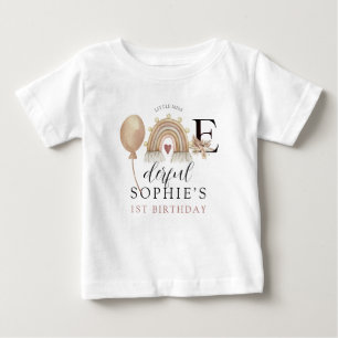 Wundervolles Regenbogen-Mädchen-Geburtstag Baby T-shirt
