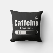 Wurfkissen (40,6 cm x 40,6 cm) – „Koffein wird gel