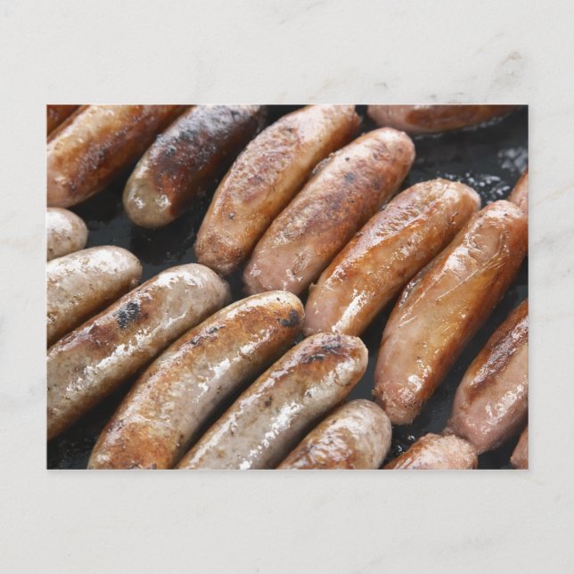 Würstchen auf dem Barbeque Postkarte (Vorderseite)