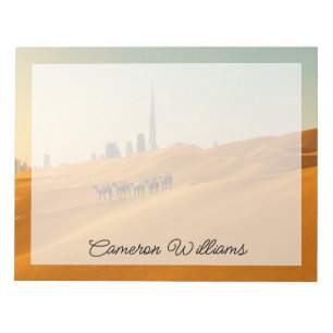 Wüsten Dubais Skyline-Blick mit Kamelen Notizblock