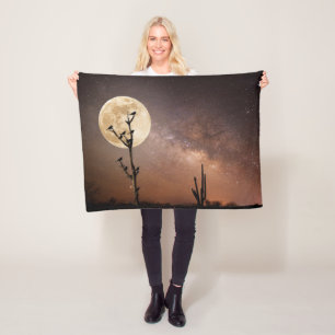 Wüsten Saguaro Kaktus mit Vögeln in der Wüste Fleecedecke