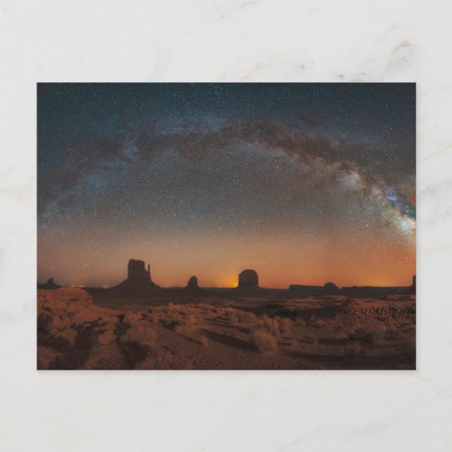 Wüsten | Sternenhimmel über einer Wüstenlandschaft Postkarte (Vorderseite)
