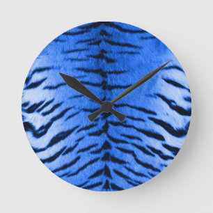 Wüstenblauer Tigerskin-Druck Runde Wanduhr