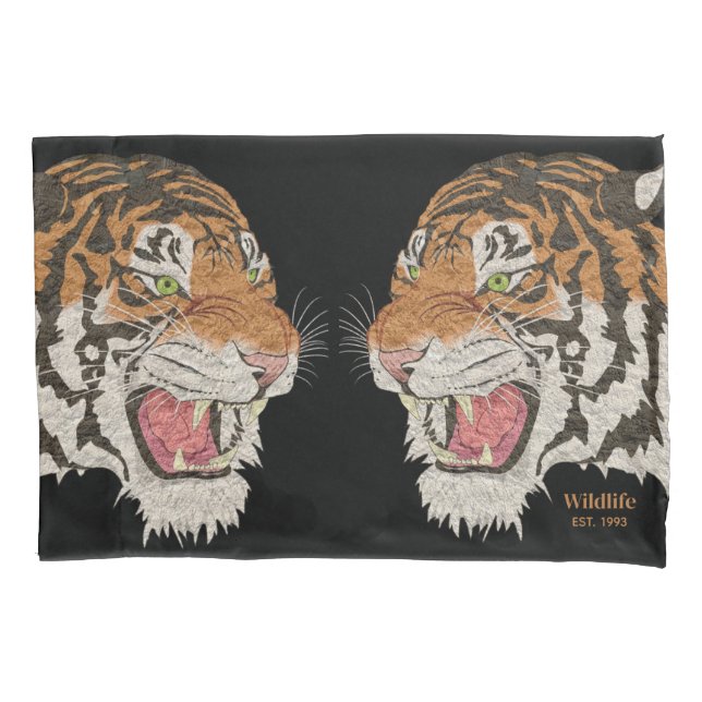 Wütende wilde Tiger im Tackeldschungel Brown Black Kissenbezug (Vorderseite)