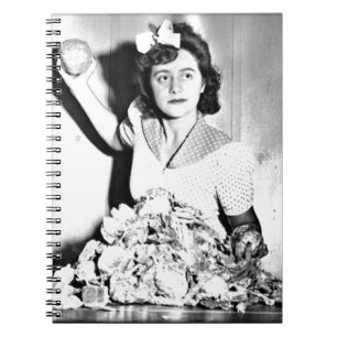 WWII Frauen auf der Homefront-/Kriegs-Bemühung Notizblock