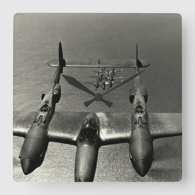 WWII P-38 Blitze Quadratische Wanduhr (Vorderseite)