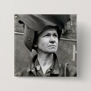 WWII Rosie der Nieteneinschläger Button