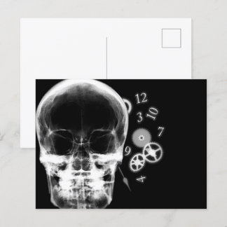X-Ray-Skull & Clock-Parts - B&W Postkarte