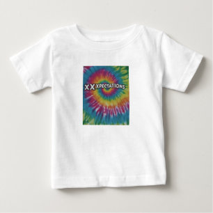 "Xceed Xpectations." in mehrfarbiger Farbe: Baby T-shirt