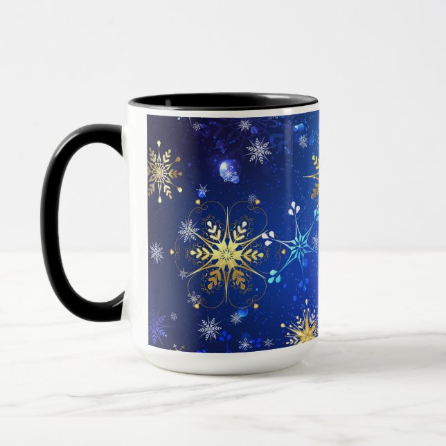 XMAS Blue Background mit goldenen Schneeflocken Tasse (Links)