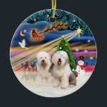 Xmas Magic - Altes Englisch (zwei) Keramik Ornament<br><div class="desc">Zwei alte englische Schafhunde bilden den Mittelpunkt dieses bezaubernden Designs mit einigen der wichtigsten Symbole der Weihnachtszeit - die drei weise Männer,  der Stern von Bethlehem,  ein dekorierter Weihnachtsbaum,  ein Schneemann,  eine Taube der Ruhe und der Weihnachtsmann und seine Rentiere,  die durch den Sternenhimmel fliegen.</div>