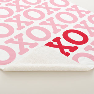 XO Valentine Hugs Kisses Pattern Pink Red Sherpadecke