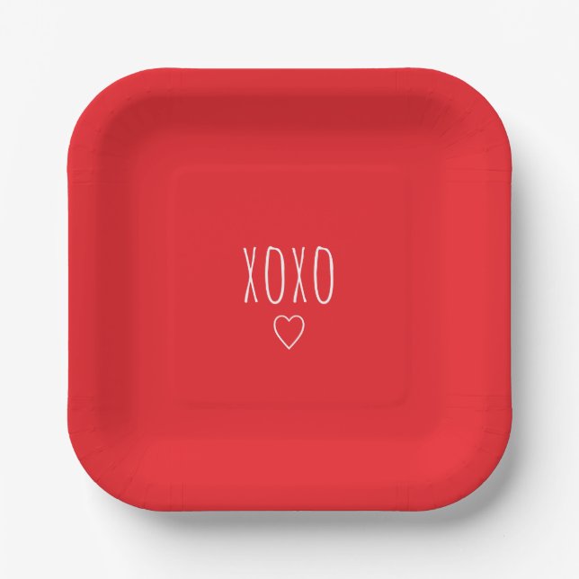 'XOXO' Bold Romantic Red White Valentine's Day Pappteller (Vorderseite)